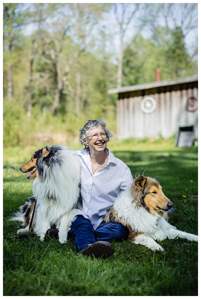 A grandmother and her two collie dogs, nashville family photographer, family pose ideas, photo clothing ideas, what to wear for photos, best Nashville family photographer, best Nashville Photographer, Nashville's best portrait photographer, experienced nashville family photographer